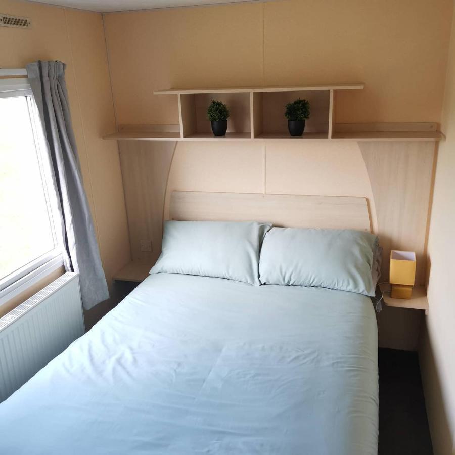 No99 Static Caravan Widemouth Fields 3 Mins From Beach Hotel Poundstock Buitenkant foto